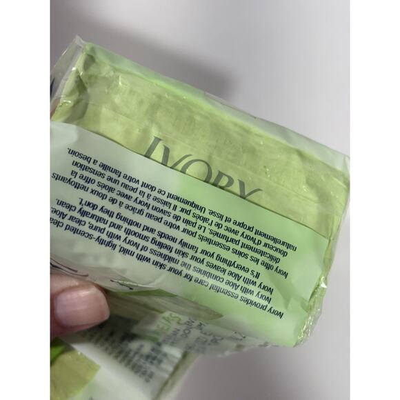 2 Packs Ivory‎ ALOE Soap Bar 3.17oz by P&G 3 Bars Per Pk With Aloe 6 bars Total - Picture 5 of 5